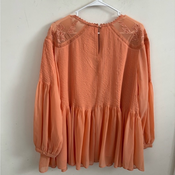 Soft Surroundings Carte Blanche Peach
Chiffon Sequin Trim Blouse Flowy peasant - Picture 3 of 8